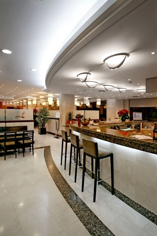 Imagen del bar/restaurante del Hotel B&B Tarragona Valls. Foto 2