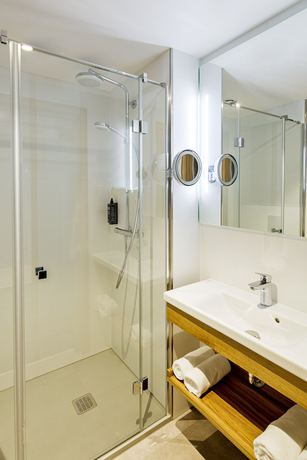 Imagen de la habitación del Hotel B&B Tomasz&oacute;w Lubelski. Foto 6