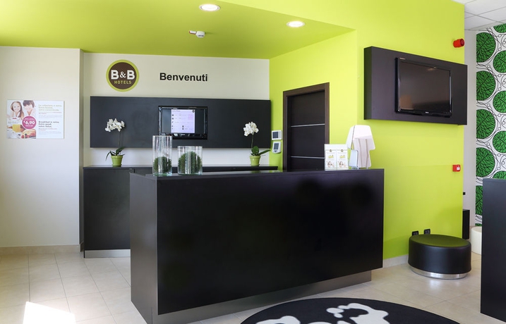 Imagen de los interiores del Hotel B&B Torino. Foto 9
