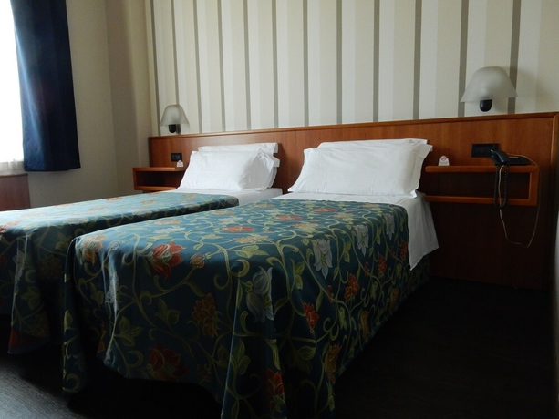 Imagen de la habitación del Hotel B&B Torino President. Foto 10