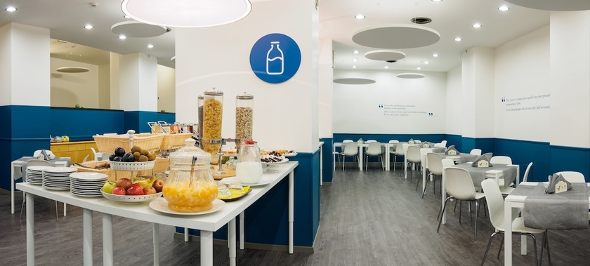 Imagen del bar/restaurante del Hotel B&B Torino President. Foto 3