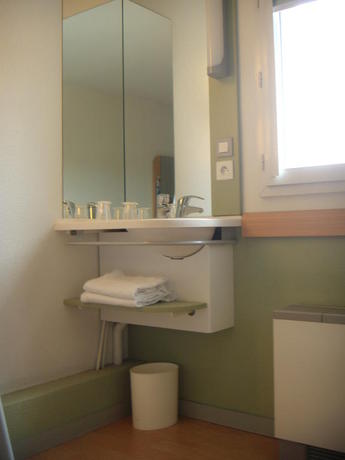 Imagen de la habitación del Hotel B&B Toulouse Cité de l'Espace Hurel. Foto 5