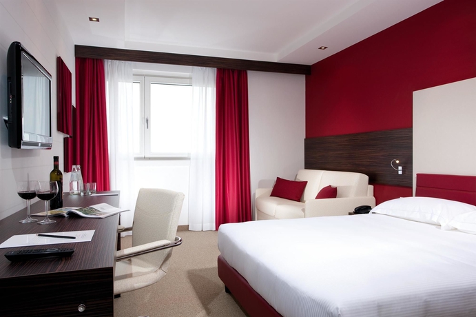 Imagen de la habitación del Hotel B&B Trento. Foto 8