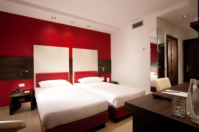 Imagen de la habitación del Hotel B&B Trento. Foto 9