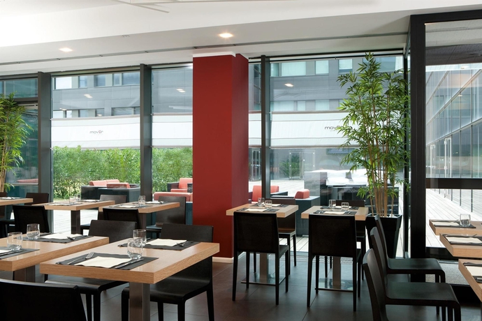 Imagen del bar/restaurante del Hotel B&B Trento. Foto 5