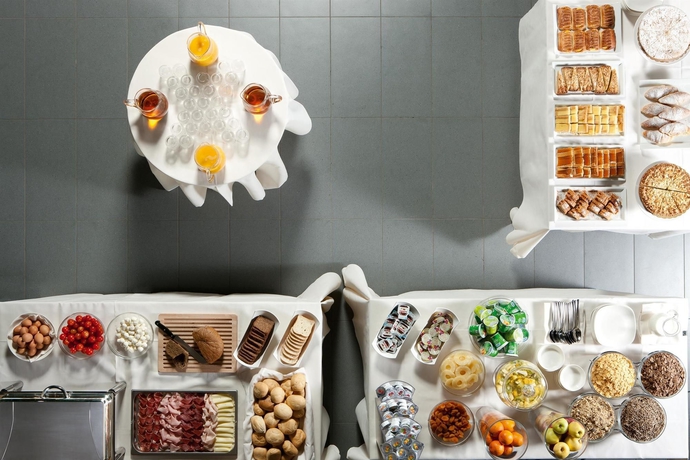 Imagen del bar/restaurante del Hotel B&B Trento. Foto 6