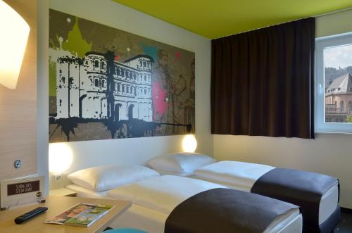 Imagen de la habitación del Hotel B&B Trier. Foto 7