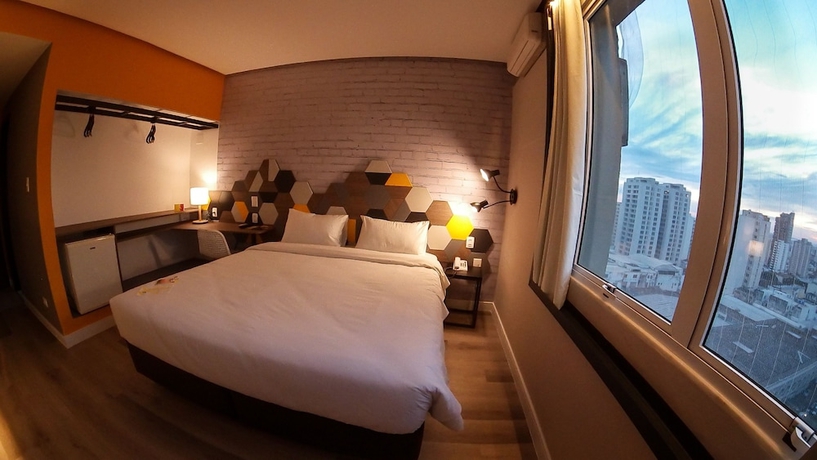 Imagen de la habitación del Hotel B&B Uberlândia. Foto 11