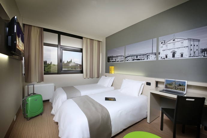 Imagen de la habitación del Hotel B&B Udine. Foto 5