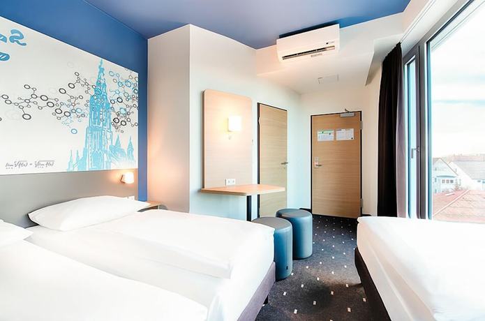 Imagen de la habitación del Hotel B&B Ulm. Foto 7