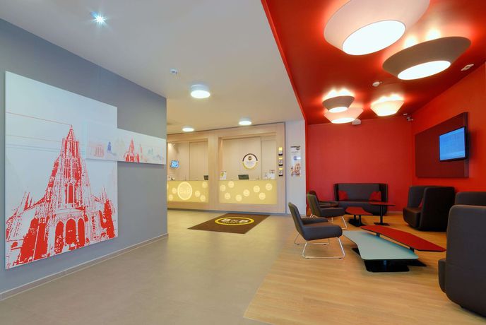 Imagen de los interiores del Hotel B&B Ulm. Foto 19