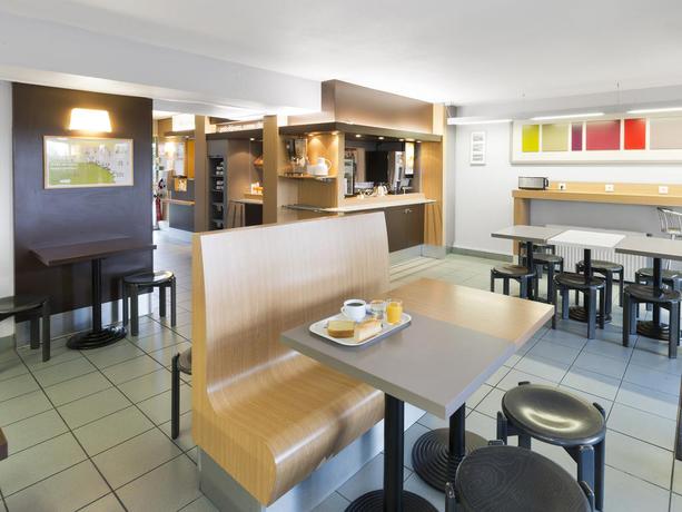 Imagen del bar/restaurante del Hotel B&B Vannes Est Golfe Du Morbihan. Foto 2