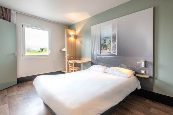 Imagen de la habitación del Hotel B&B Vannes Ouest Golfe du Morbihan. Foto 11