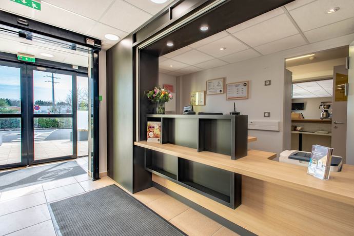 Imagen de los interiores del Hotel B&B Vannes Ouest Golfe du Morbihan. Foto 19