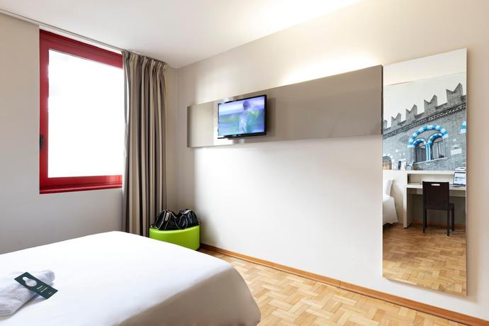 Imagen de la habitación del Hotel B&B Verona. Foto 16