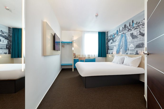 Imagen de la habitación del Hotel B&B Warszawa-Okęcie. Foto 2