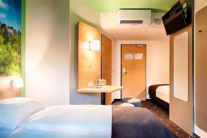 Imagen de la habitación del Hotel B&B Wetzlar. Foto 12