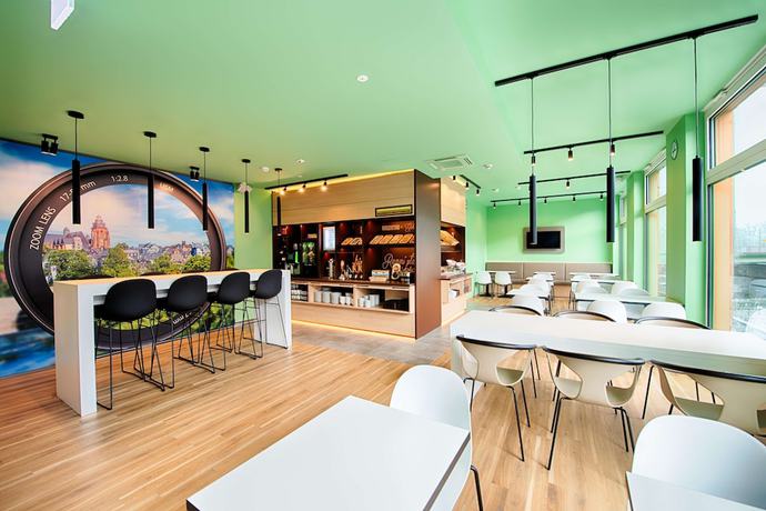 Imagen del bar/restaurante del Hotel B&B Wetzlar. Foto 3