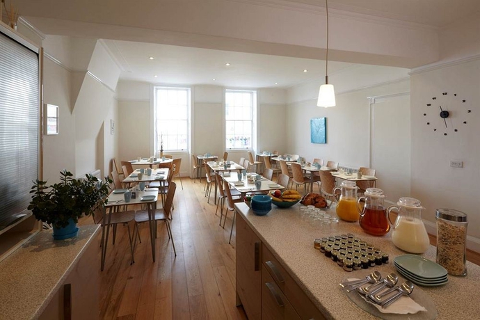 Imagen del bar/restaurante del Hotel B&B Weymouth. Foto 2