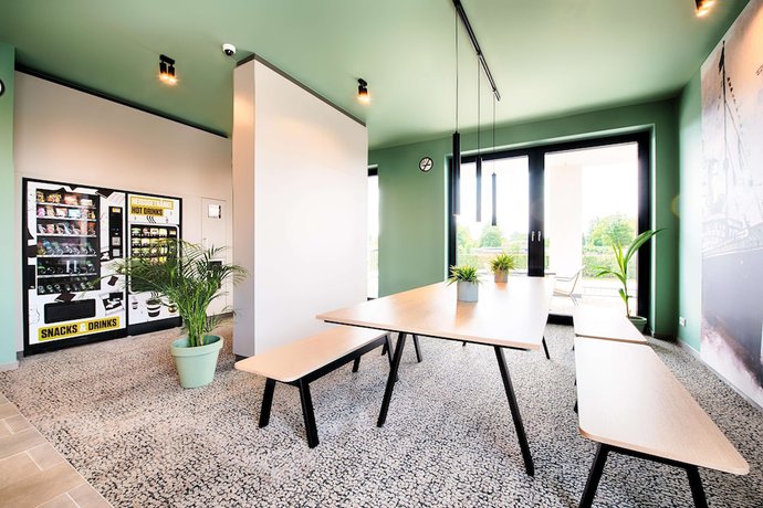 Imagen de los interiores del Hotel B&B Wilhelmshaven. Foto 20