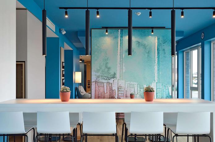 Imagen del bar/restaurante del Hotel B&B Wolfsburg-Weyhausen. Foto 6