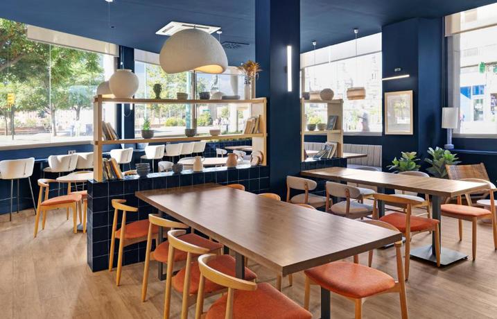 Imagen general del Hotel B&B Zaragoza Centro. Foto 8