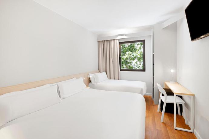 Imagen general del Hotel B&B Zaragoza Centro. Foto 14