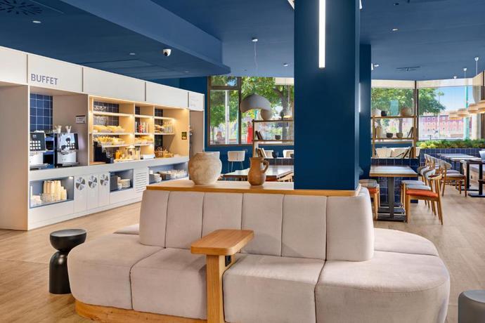 Imagen general del Hotel B&B Zaragoza Centro. Foto 18