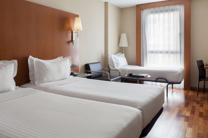 Imagen de la habitación del Hotel B&B Zaragoza Los Enlaces Estación. Foto 9