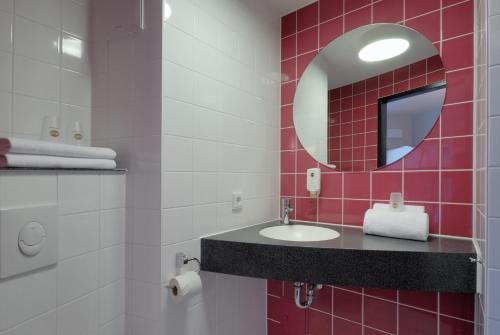 Imagen de la habitación del Hotel B&b Heidelberg. Foto 8