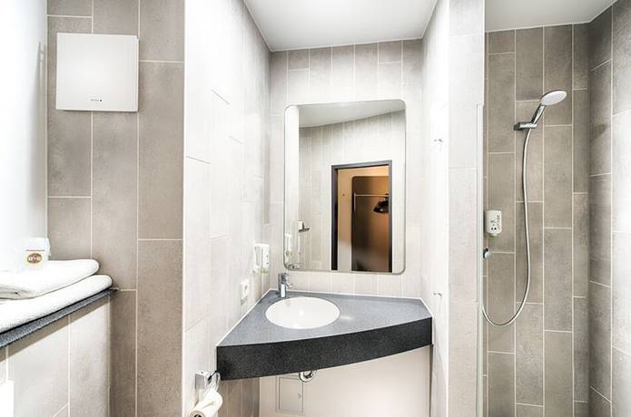 Imagen de la habitación del Hotel B&b Kassel-city. Foto 15