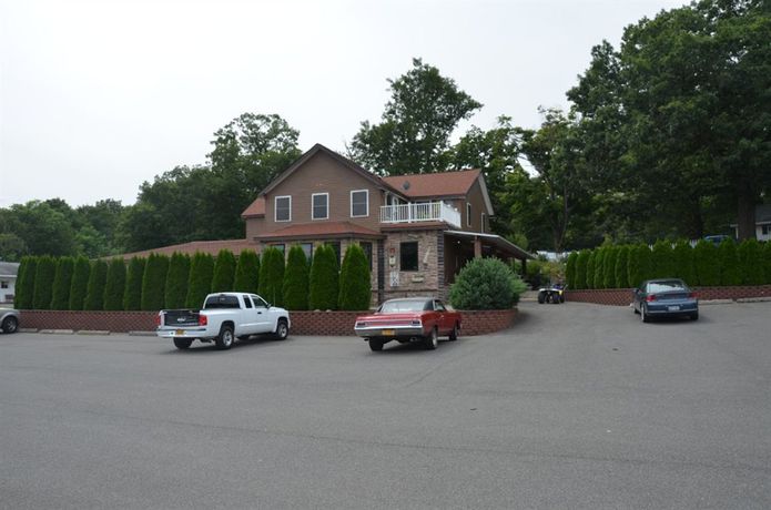 Imagen de los exteriores del Hotel B&b Lounge. Foto 12