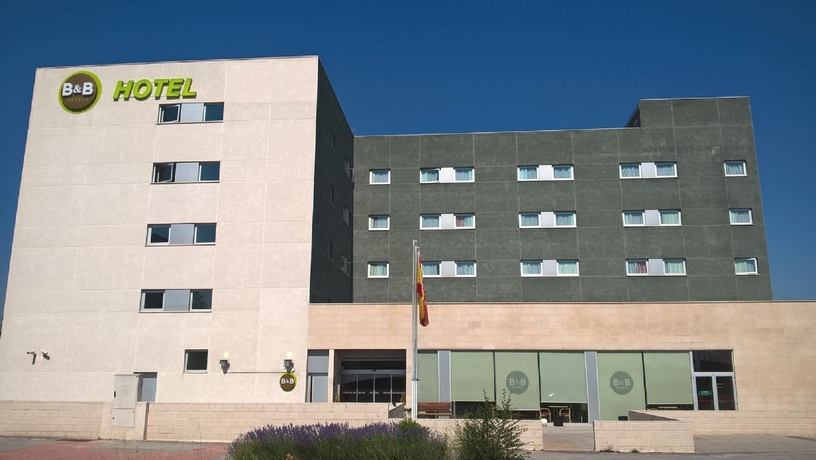 Imagen general del Hotel B&b Madrid Airport T1 T2 T3. Foto 4