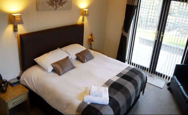 Imagen de la habitación del Hotel Ban Car. Foto 4