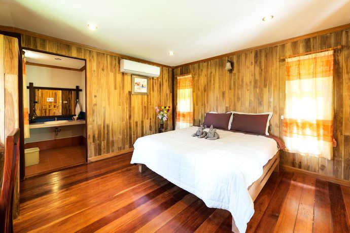 Imagen de la habitación del Hotel Ban Chom Samed Resort. Foto 18