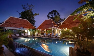 Imagen de la piscina del Hotel Ban Kao Tropical Boutique Residence. Foto 5