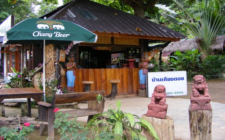 Imagen de los interiores del Hotel Ban Kiang Doi Resort. Foto 14
