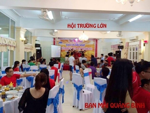 Imagen del bar/restaurante del Hotel Ban Mai Quang Binh. Foto 14
