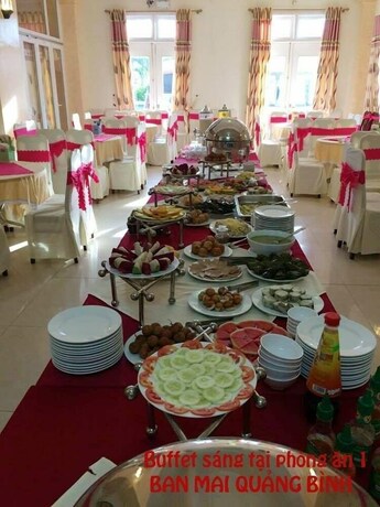 Imagen del bar/restaurante del Hotel Ban Mai Quang Binh. Foto 15