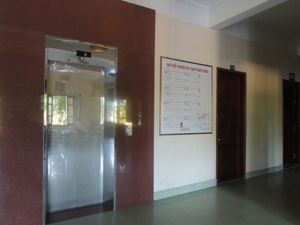 Imagen de los interiores del Hotel Ban Mai Quang Binh. Foto 39