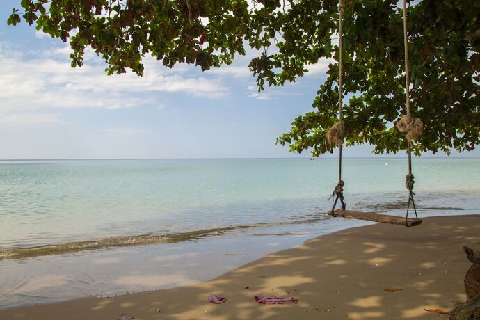 Imagen general del Hotel Ban Na White Sand Beach. Foto 8