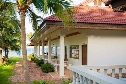 Imagen de la habitación del Hotel Ban Saithong Beach Resort. Foto 6