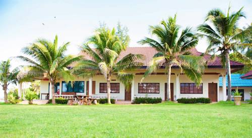 Imagen de la habitación del Hotel Ban Saithong Beach Resort. Foto 7