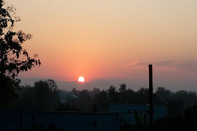 Imagen de los exteriores del Hotel Ban Suan Mai Ngam. Foto 12