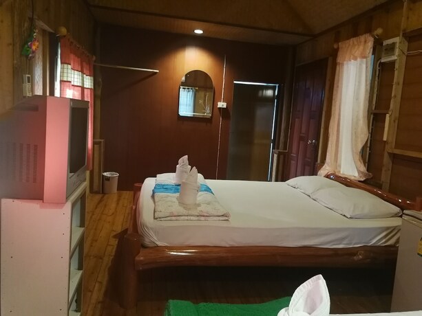 Imagen de la habitación del Hotel Ban Suan Nern Tawan. Foto 15