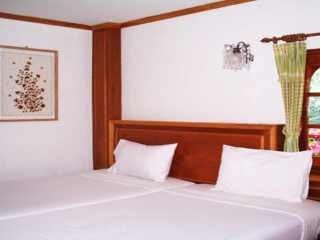 Imagen de la habitación del Hotel Ban Suan Resort Uthai Thani. Foto 11