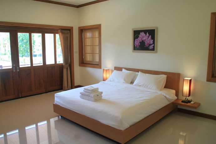 Imagen de la habitación del Hotel Ban Thaithip Resort. Foto 4
