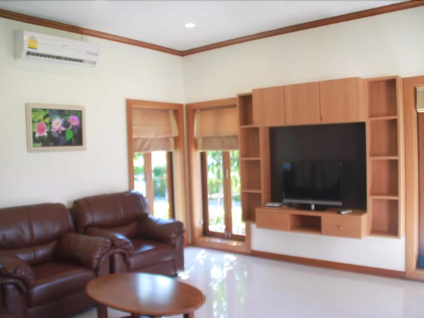 Imagen de la habitación del Hotel Ban Thaithip Resort. Foto 12