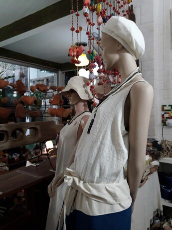 Imagen de los interiores del Hotel Ban Thor Phan. Foto 35