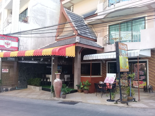 Imagen de los exteriores del Hotel Ban Tyrol. Foto 10